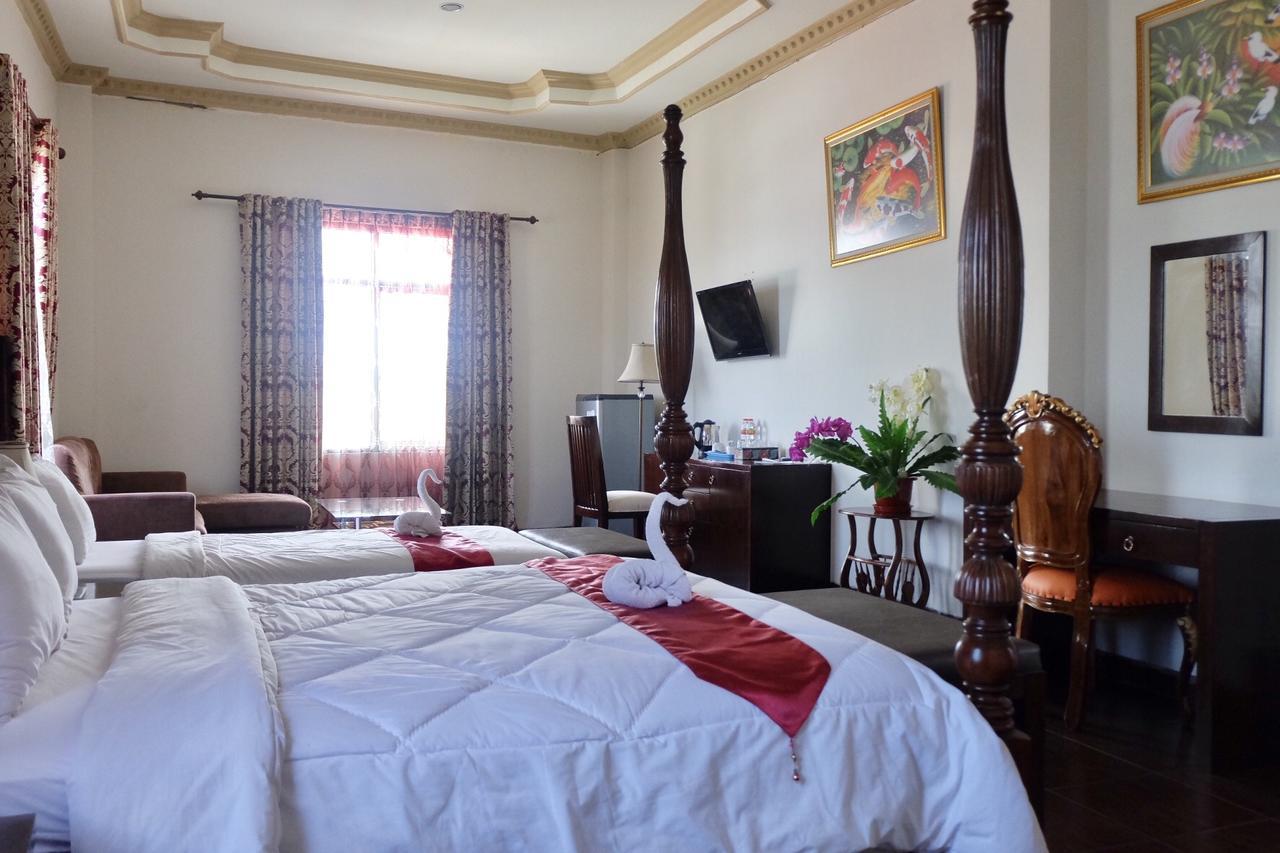 Syafira Hotel Langgur Экстерьер фото