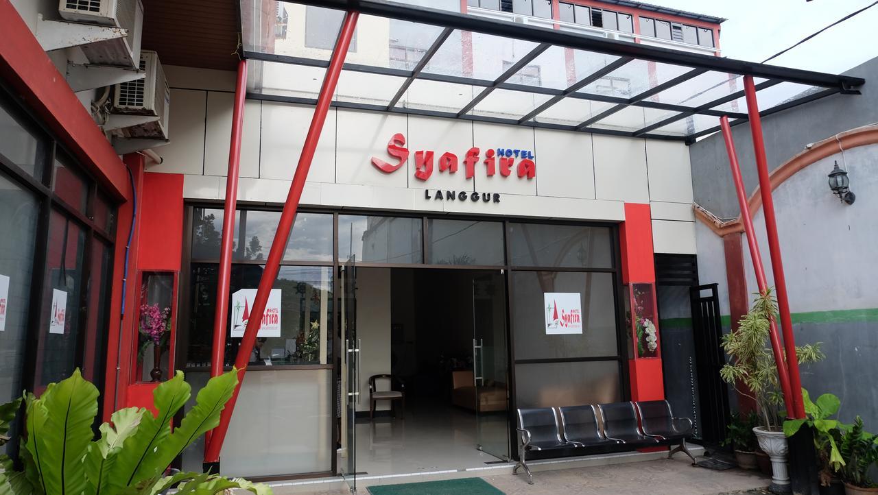 Syafira Hotel Langgur Экстерьер фото